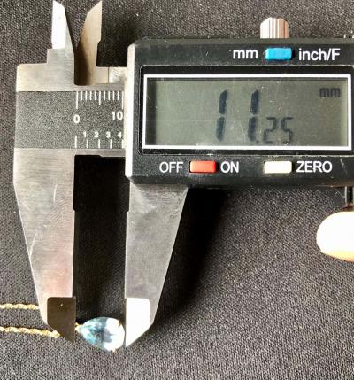 14 Karat Yellow Gold Freeform Necklace with One Pear Blue Topaz Pendant