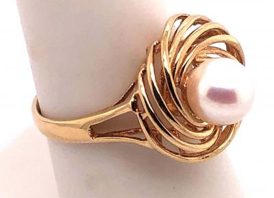 14 Karat Yellow Gold Swirl Pearl Ring