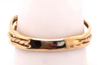 14 Karat Yellow Gold and Three Diamond Freeform Ring