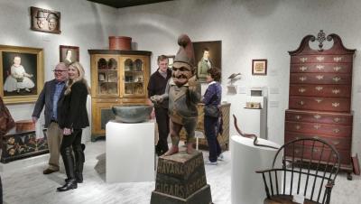 David A. Schorsch-Eileen S. Smiles American Antiques; Booth 24