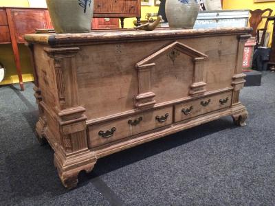 Architectural elements stand out on this blanket chest offered by Sumpter Priddy of Alexandria.