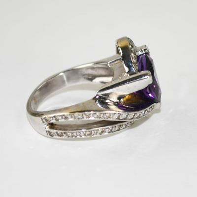 14K White Gold Amethyst Diamond Cocktail Ring 14 3g