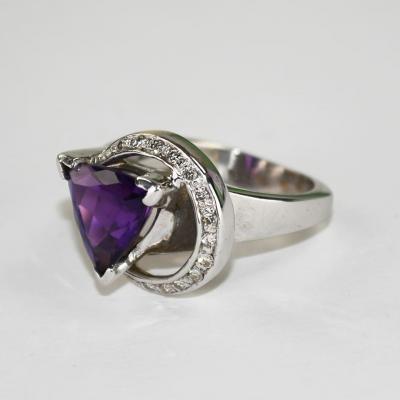 14K White Gold Amethyst Diamond Cocktail Ring 14 3g