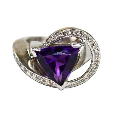 14K White Gold Amethyst Diamond Cocktail Ring 14 3g