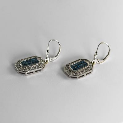 14K White Gold Blue White Diamond Earrings Pendant Set