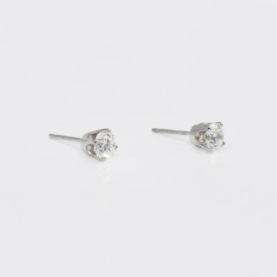 14K White Gold Diamond Studs 90tdw 1g