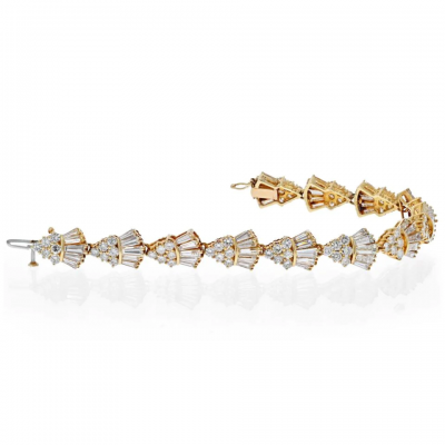 14K YELLOW GOLD ROUND AND BAGUETTE CUT 13 50 CARAT ESTATE BRACELET