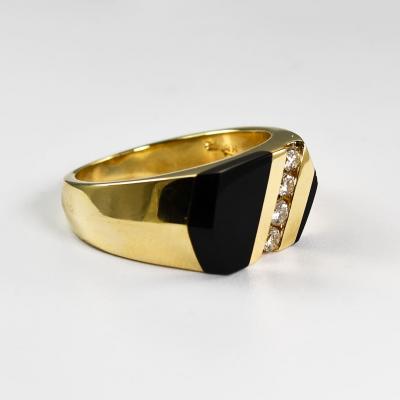 14K Yellow Gold Black Onyx Diamond Ring