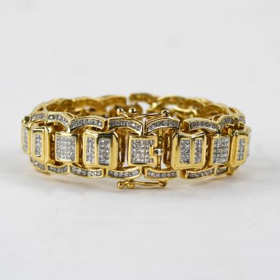 14K Yellow Gold Diamond Encrusted Bracelet 11ct