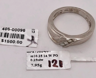 14Kt White Gold Three Diamond Ring 25 Total Diamond Weight