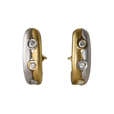 14k Two Tone 3 stone Diamond Hoop Earrings 0 60ctw