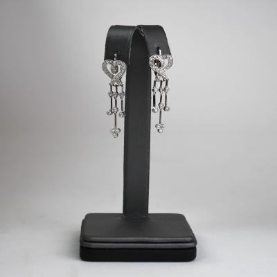 14k White Gold Diamond Dangle Earrings 7 2gr 50tdw