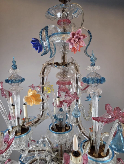15 light Multicolor Murano chandelier Italy 1950s