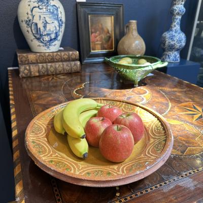 16th century Slibware fruit bowl