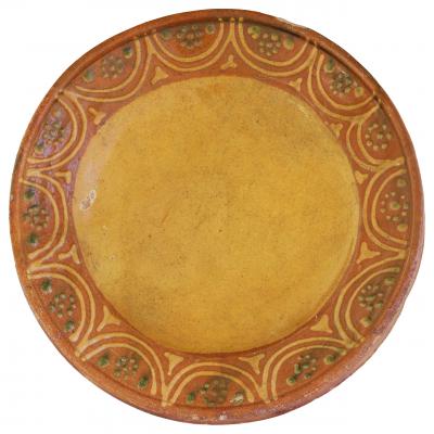16th century Slibware fruit bowl