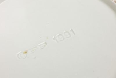 17 Piece Vintage Ceramic Mushroom and Berry Motif Crockery Set