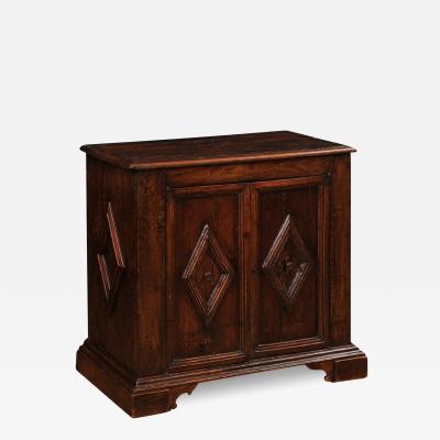 1790s Italian Walnut Buffet with Carved Diamond Motifs and Lift Top