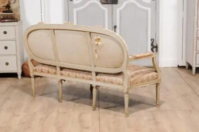 1790s Louis XVI Period French Painted Sofa with Oval Back and Carved Foliage
