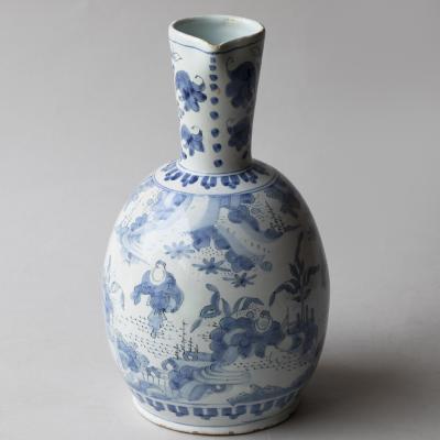 17TH CENTURY CIDER JUG OR CARAFE