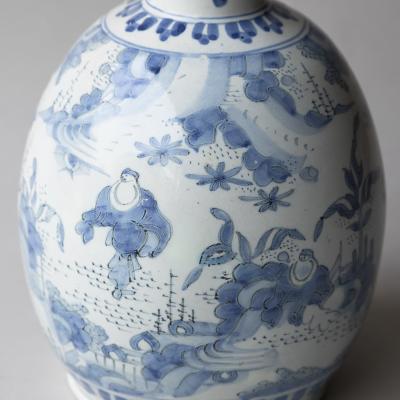 17TH CENTURY CIDER JUG OR CARAFE