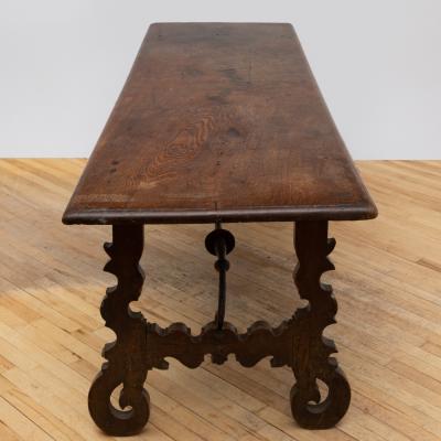 17TH CENTURY SPANISH BAROQUE OAK TRESTLE TABLE