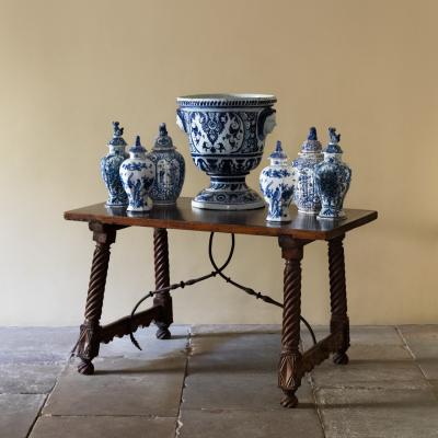 17TH CENTURY SPANISH BAROQUE WALNUT TRESTLE TABLE