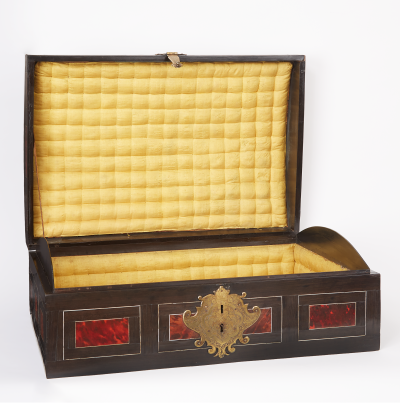 17TH CENTURY SPANISH COFFER WITH UPHOLSTERED INTERIOR