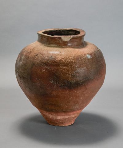 17th Century Huge Echizen Tsubo