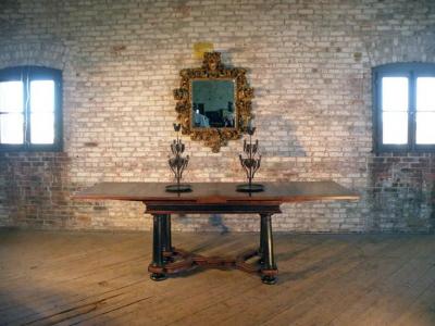 17th Century Inlaid Dutch Draw Leaf Table