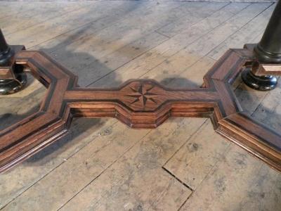 17th Century Inlaid Dutch Draw Leaf Table