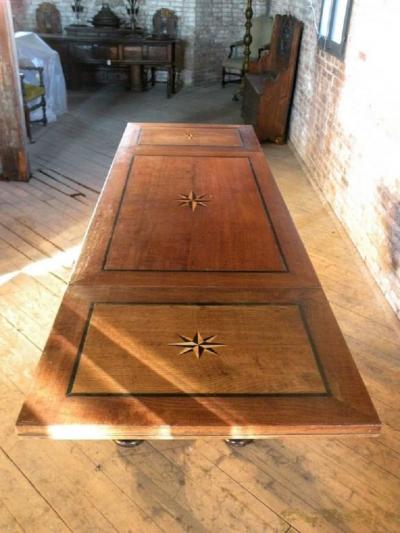 17th Century Inlaid Dutch Draw Leaf Table