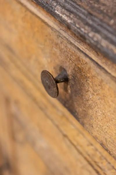17th Century Italian Distressed Paint Wooden Buffet with Carved Diamond Motifs