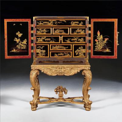 17th Century Japanese Lacquer Cabinet