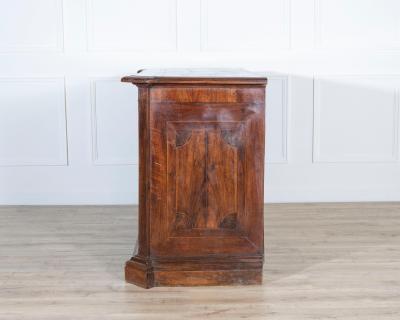 17th Century Tuscan Walnut Chest of Drawers with Maple Inlay
