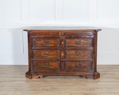 17th Century Tuscan Walnut Chest of Drawers with Maple Inlay