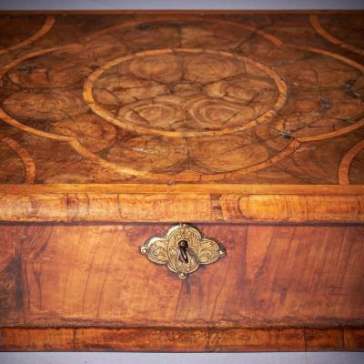 17th Century William and Mary Olive Oyster Lace Box Circa 1680 1700