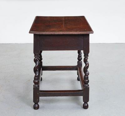 17th c English Corkscrew Leg Table