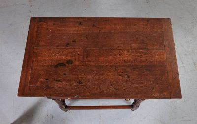 17th c English Oak Table