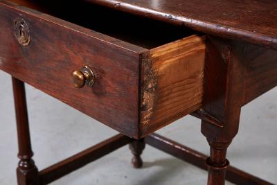 17th c English Oak Table