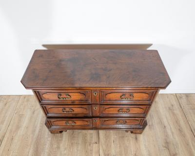 17th century Emilian Chest Of Drawers In Solid Walnut