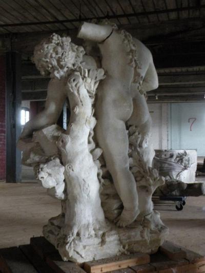17th century Louis XIV Stone Sculpture of Playing Children