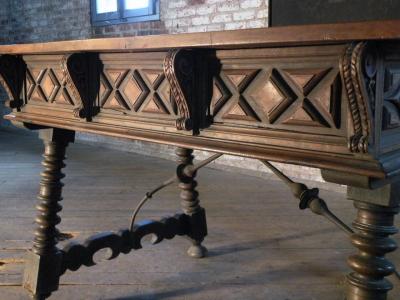 17th century Spanish Baroque Inlaid Walnut Desk or Center Table