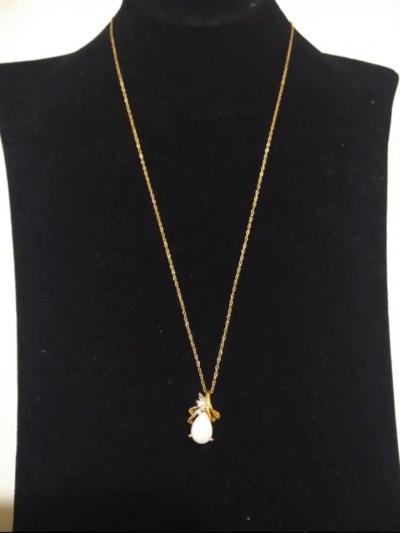 18 Gold 14k Necklace with Opal with Diamonds Pendant