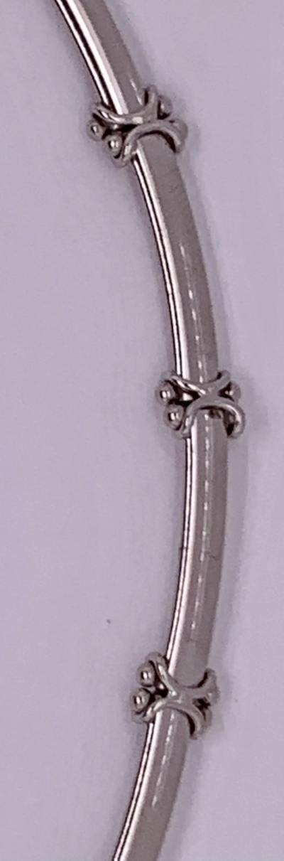 18 Karat White Gold Necklace with 1 Karat Diamonds 16 19 Grams Total Weight