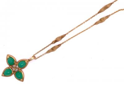 18 Karat Yellow Gold Caleo Chrysoprase Pendant Necklace