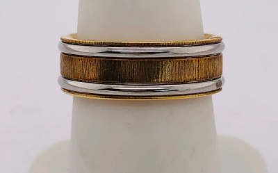 18 Karat Yellow Gold Platinum Ring Bridal or Wedding Band Ring