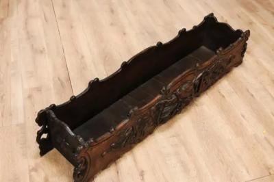 1890s French Oak Planter with Carved Gardening Themed Frieze