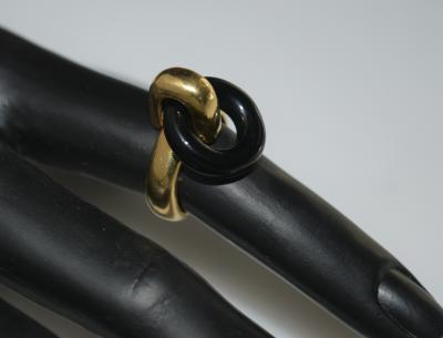 18K Gold Onyx Loop Ring