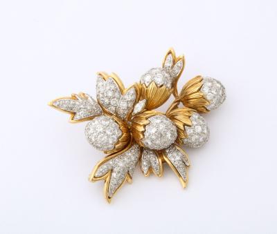 18K Gold and Platinum Brooch with Diamond Acorns and Leaves