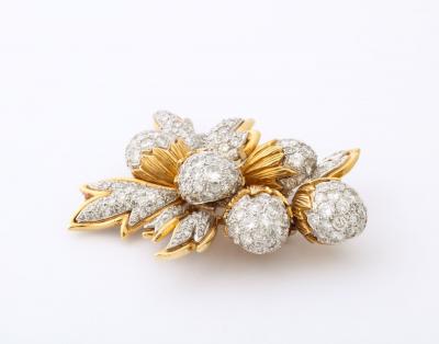 18K Gold and Platinum Brooch with Diamond Acorns and Leaves